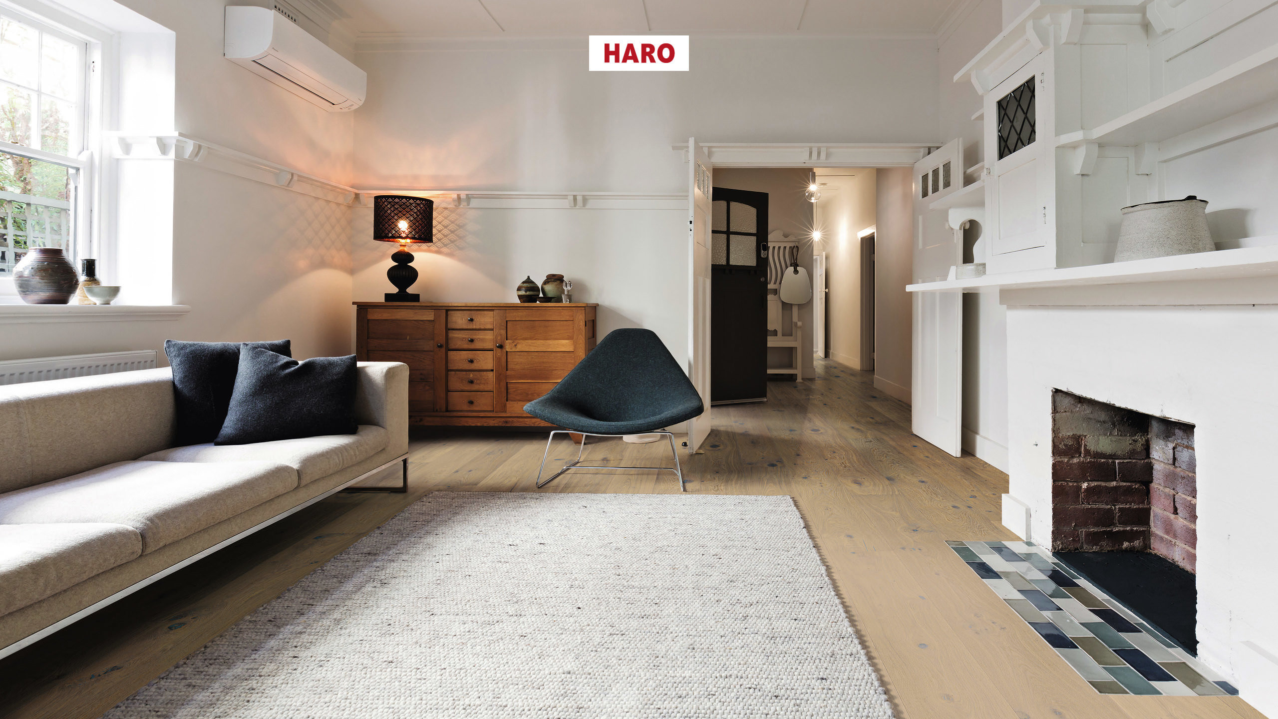 HARO PARKETGULV 4000 Plank Plaza 240 4V Afrikansk eg light purohvid Universal børstet naturaLin plus Top Connect