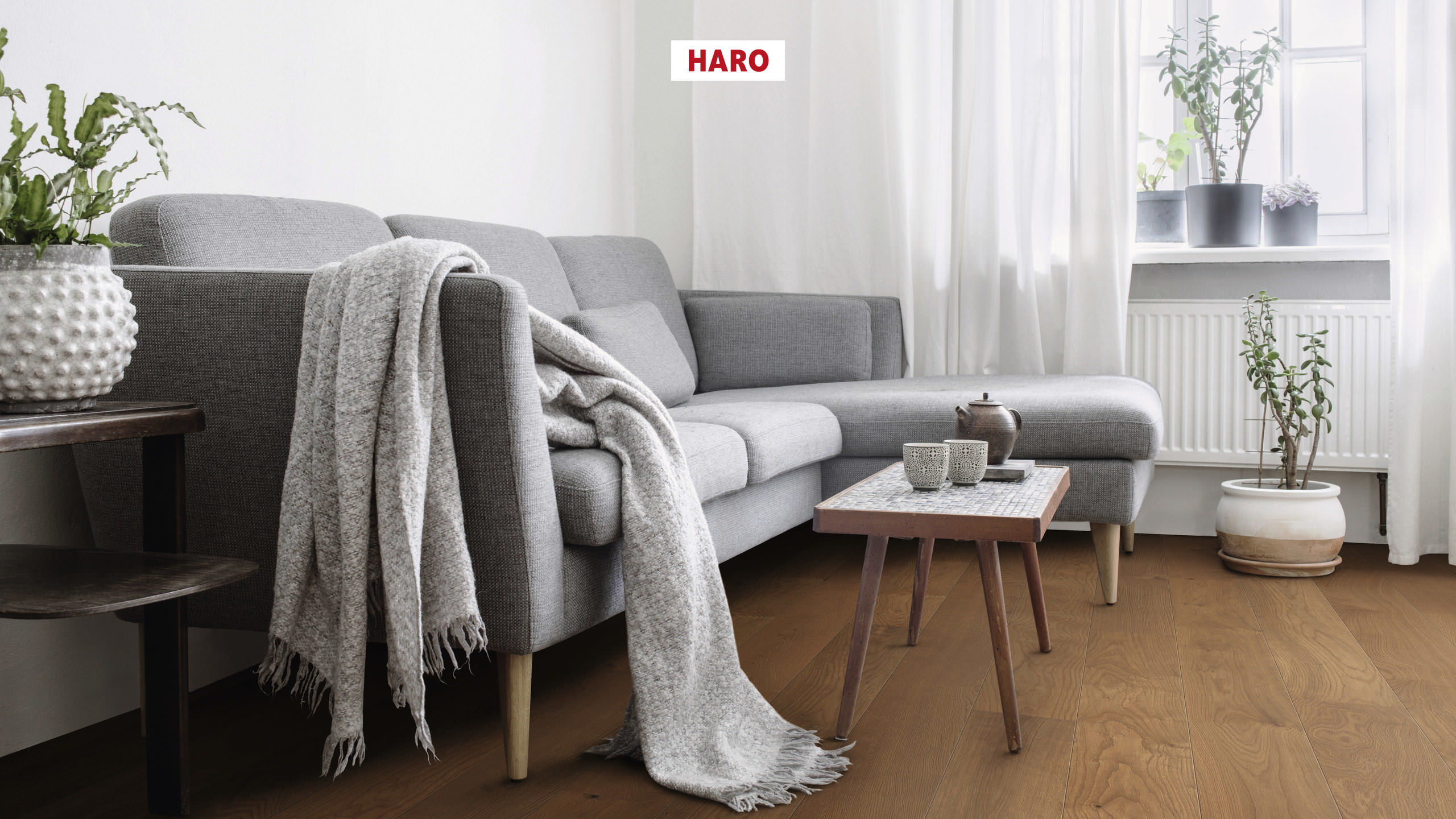 HARO PARKETGULV 4000 Plank 180 2V Røget eg Markant silk naturaDur Top Connect