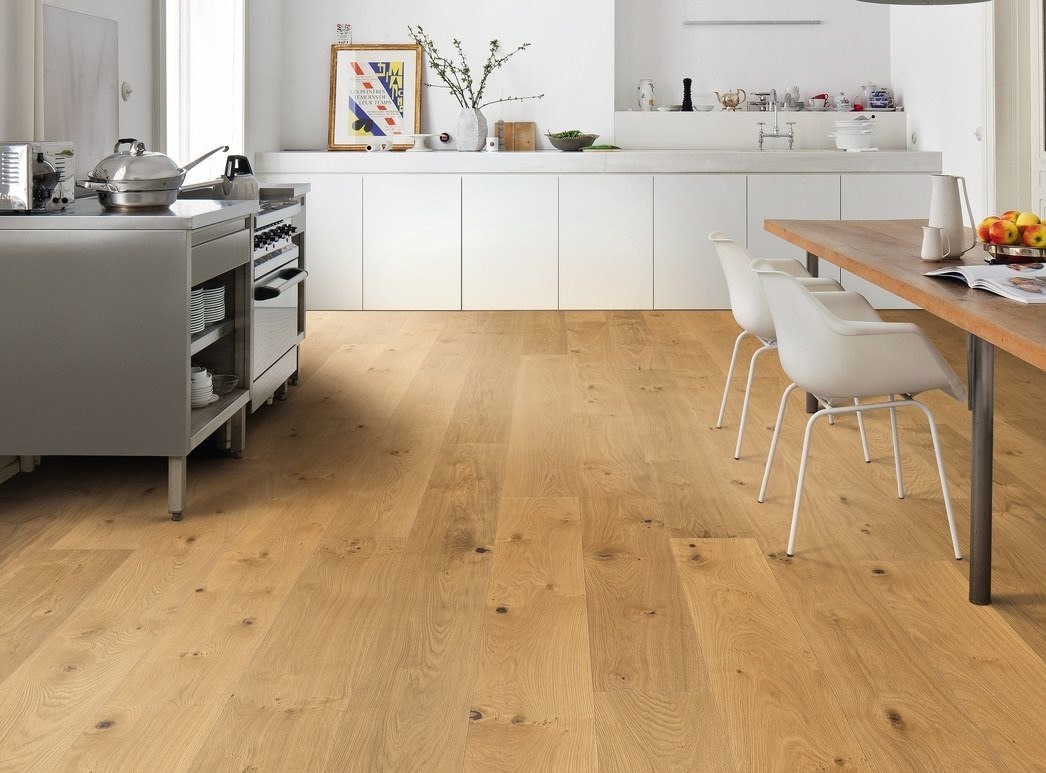 HARO PARKETT 4000 Landhausdiele Plaza 240 4V Eiche Universal alpin strukturiert naturaLin plus Top Connect