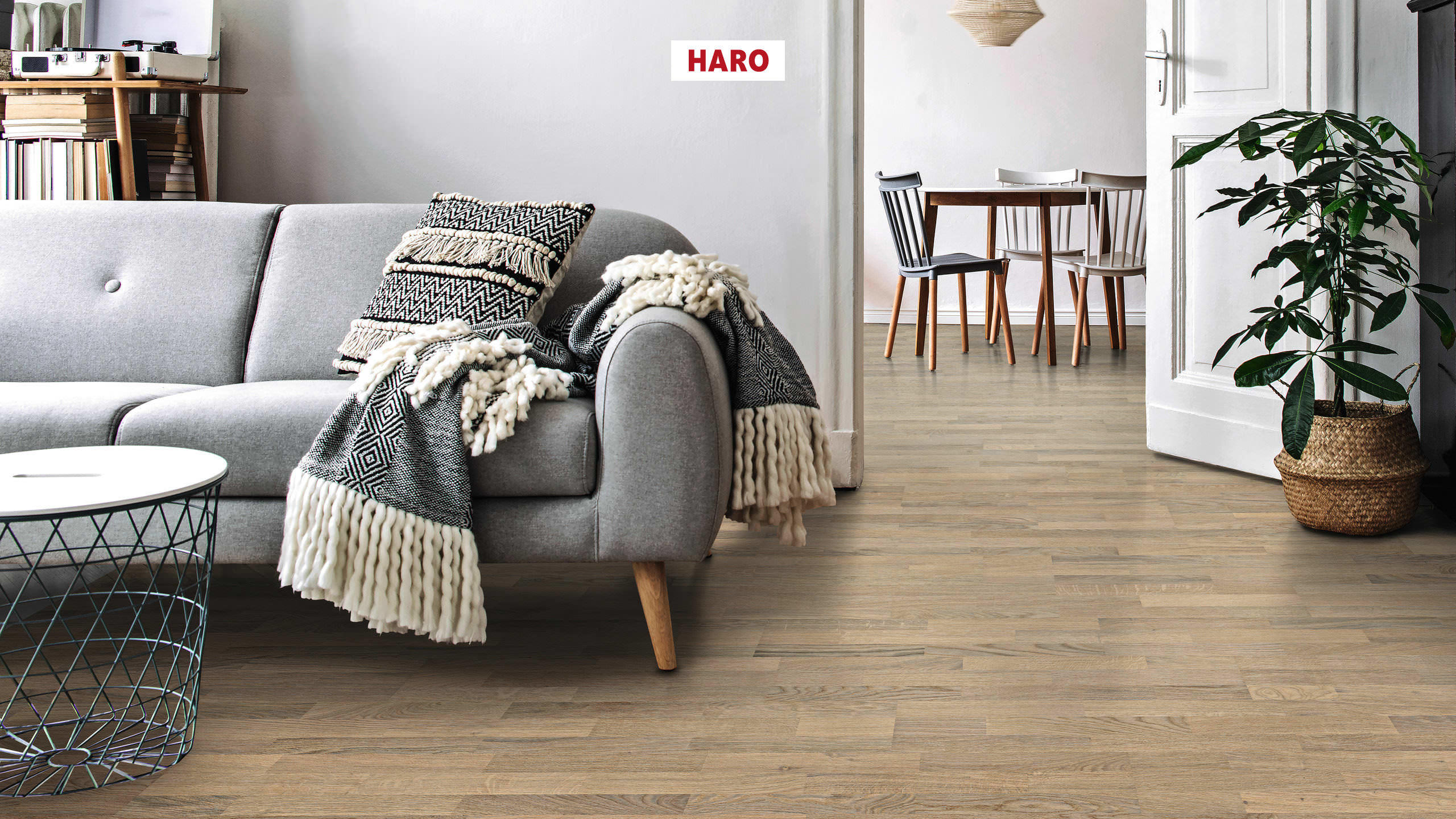 HARO PARKETT 4000 Schiffsboden Eiche lichtweiß Naturale strukturiert naturaLin plus Top Connect