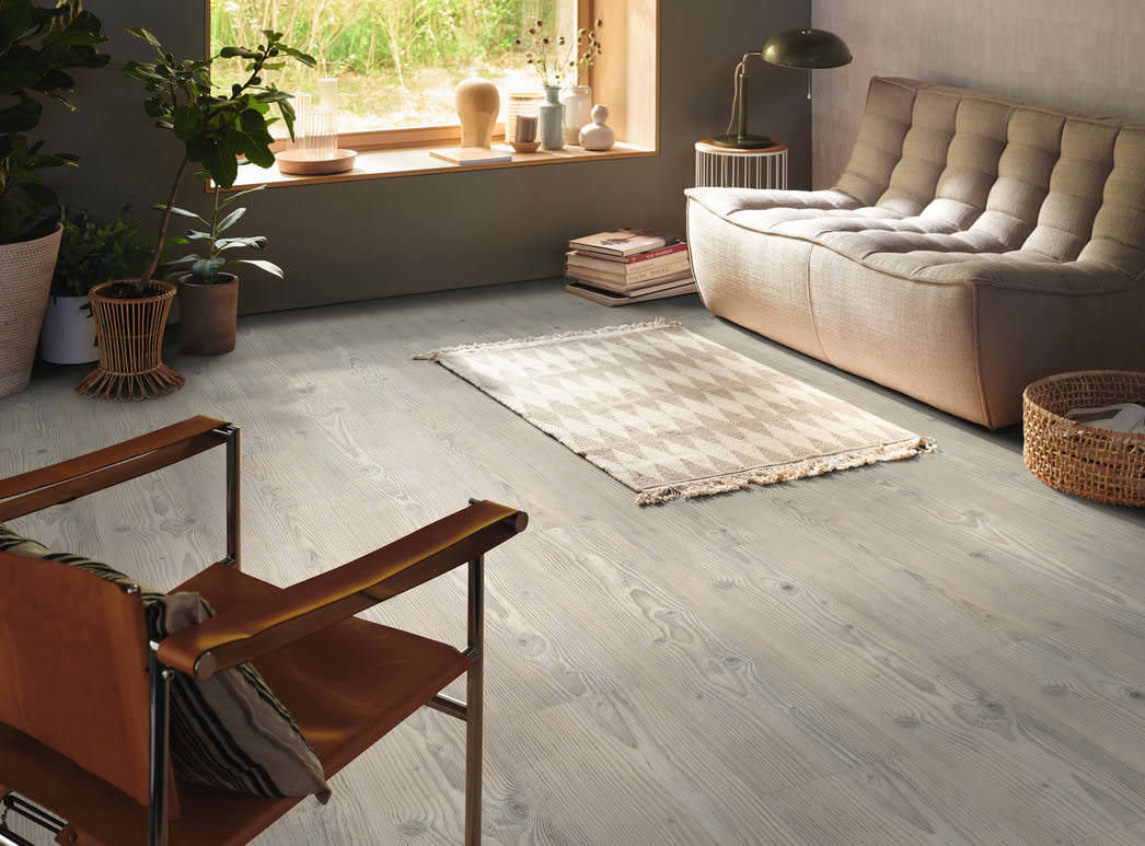 DISANO by HARO Saphir Plank 1-Strip 4VM Pine Nordica* textured Top Connect