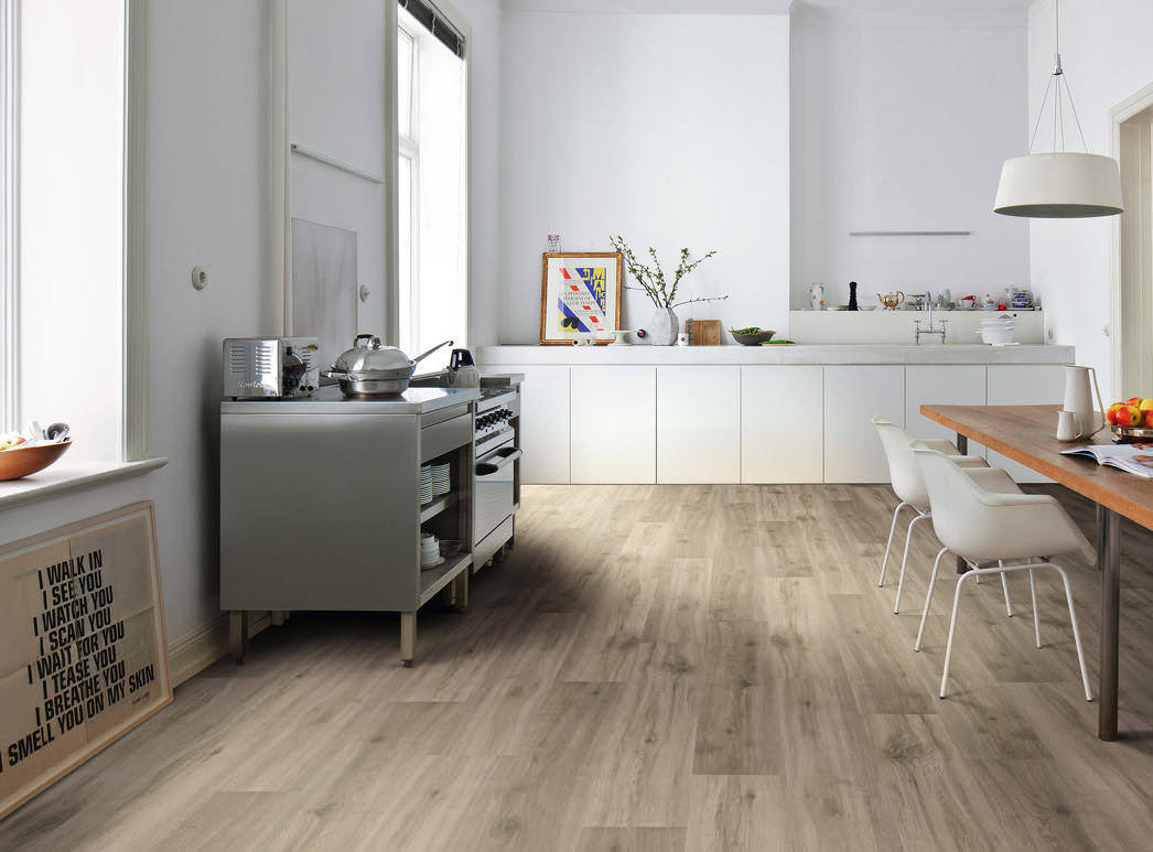 Product image 1 Plank 1-Strip 4VM Oak Provence Creme* authentic