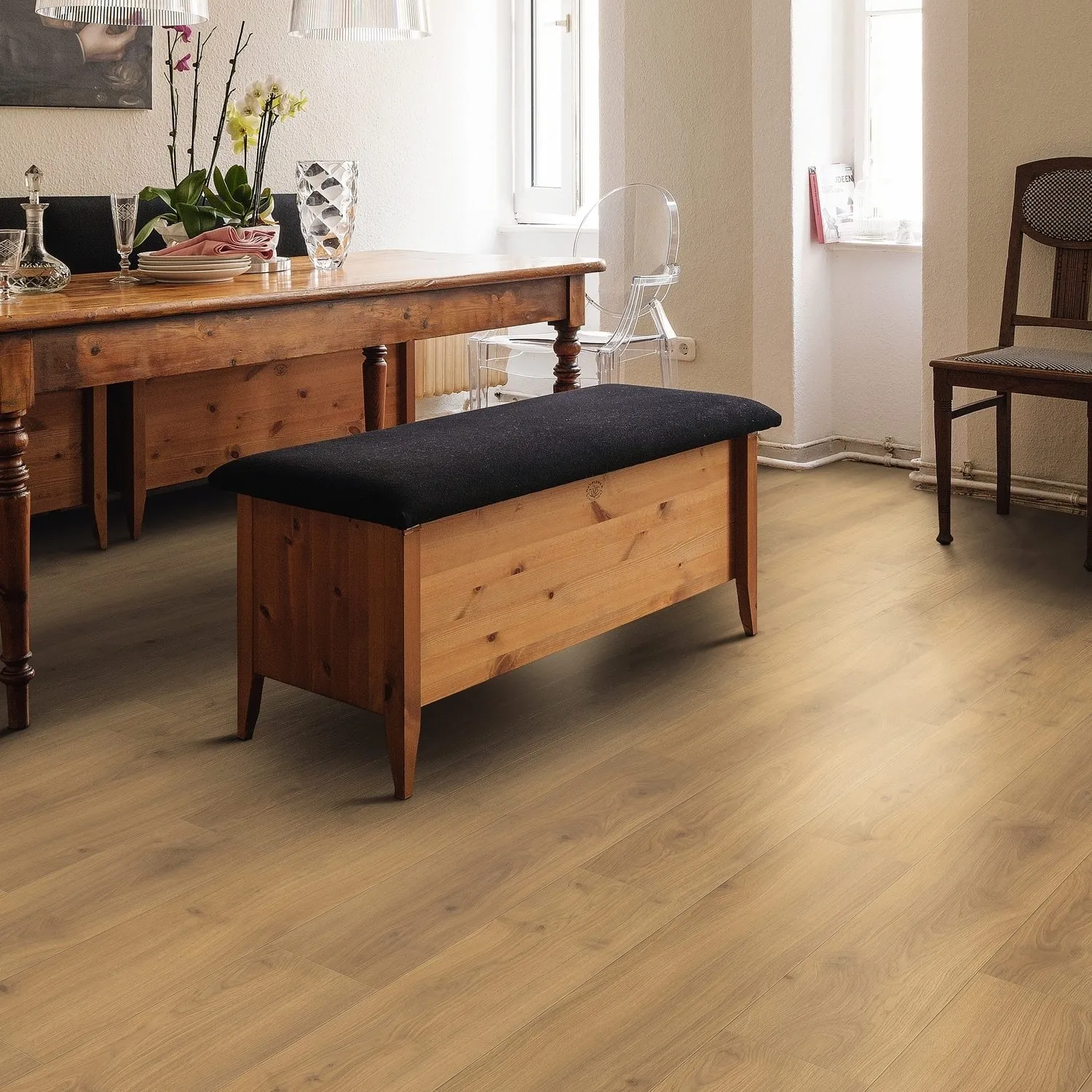Produktbild 3 Plank 1-Strip 4V Oak Emilia Honey* authentic soft