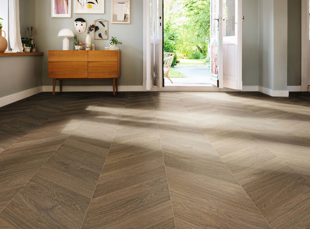 HARO Pavimento in laminato TRITTY 200 Aqua Chevron 4BM Rovere anticato* authentic Lock Connect plus