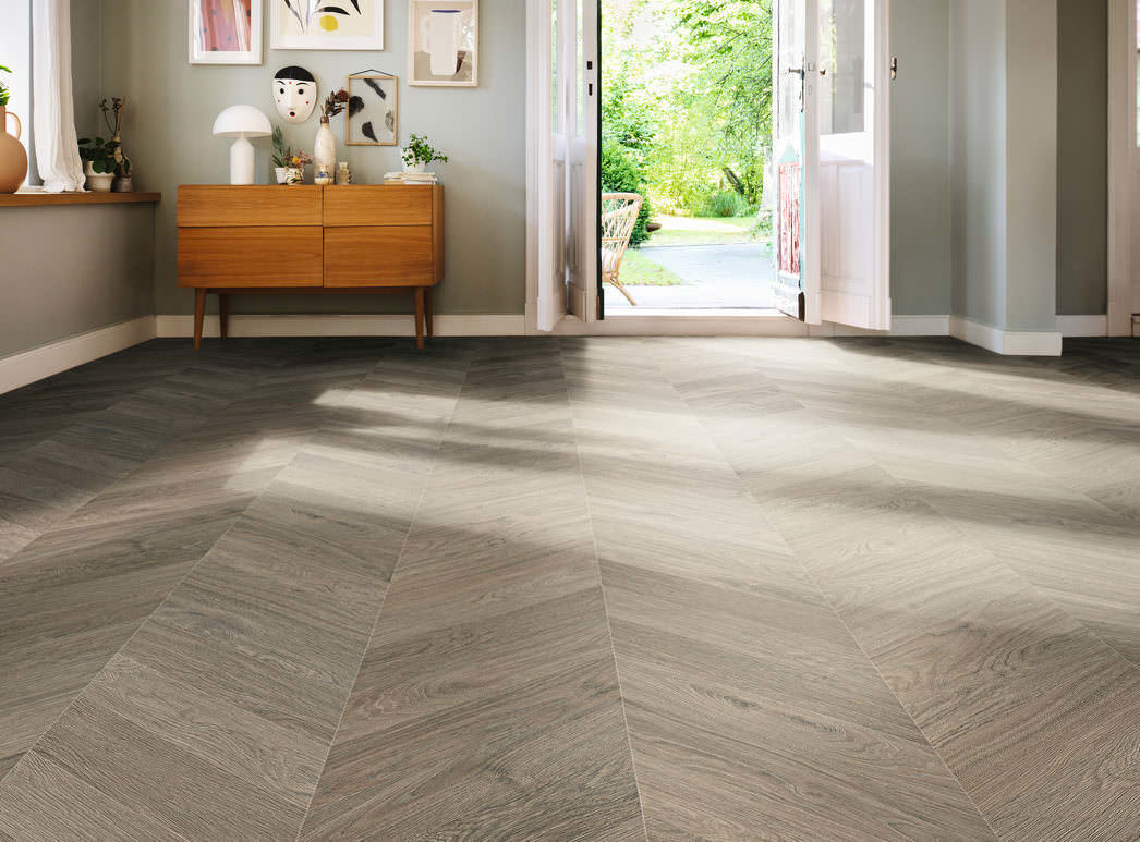 HARO Pavimento in laminato TRITTY 200 Aqua Chevron 4BM Rovere grigio* authentic Lock Connect plus