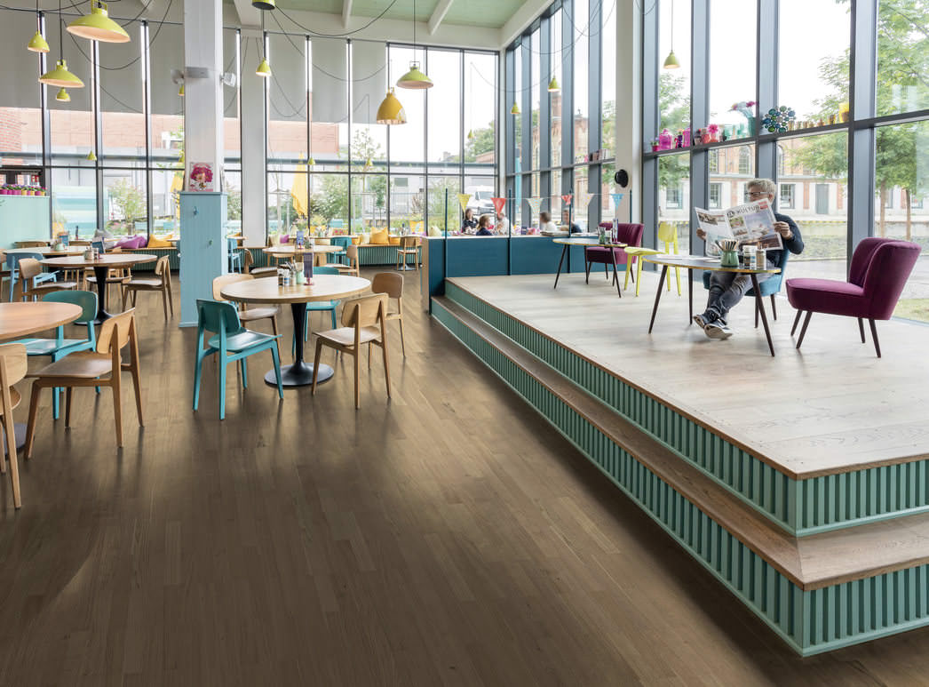 HARO PARQUET 3000 Listello Allegro Rovere invisible Objekt naturaDur Nut & Feder Rechts